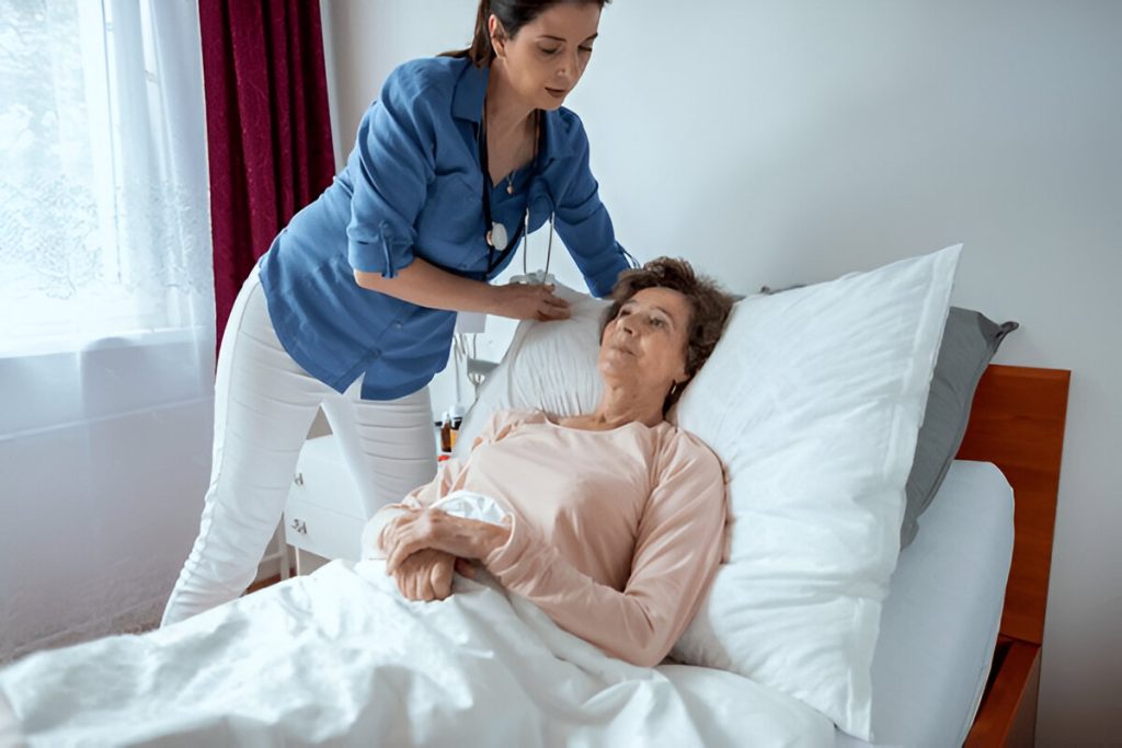 How Homecare Hospital Beds Can Help Manage Chronic Illness Symptoms